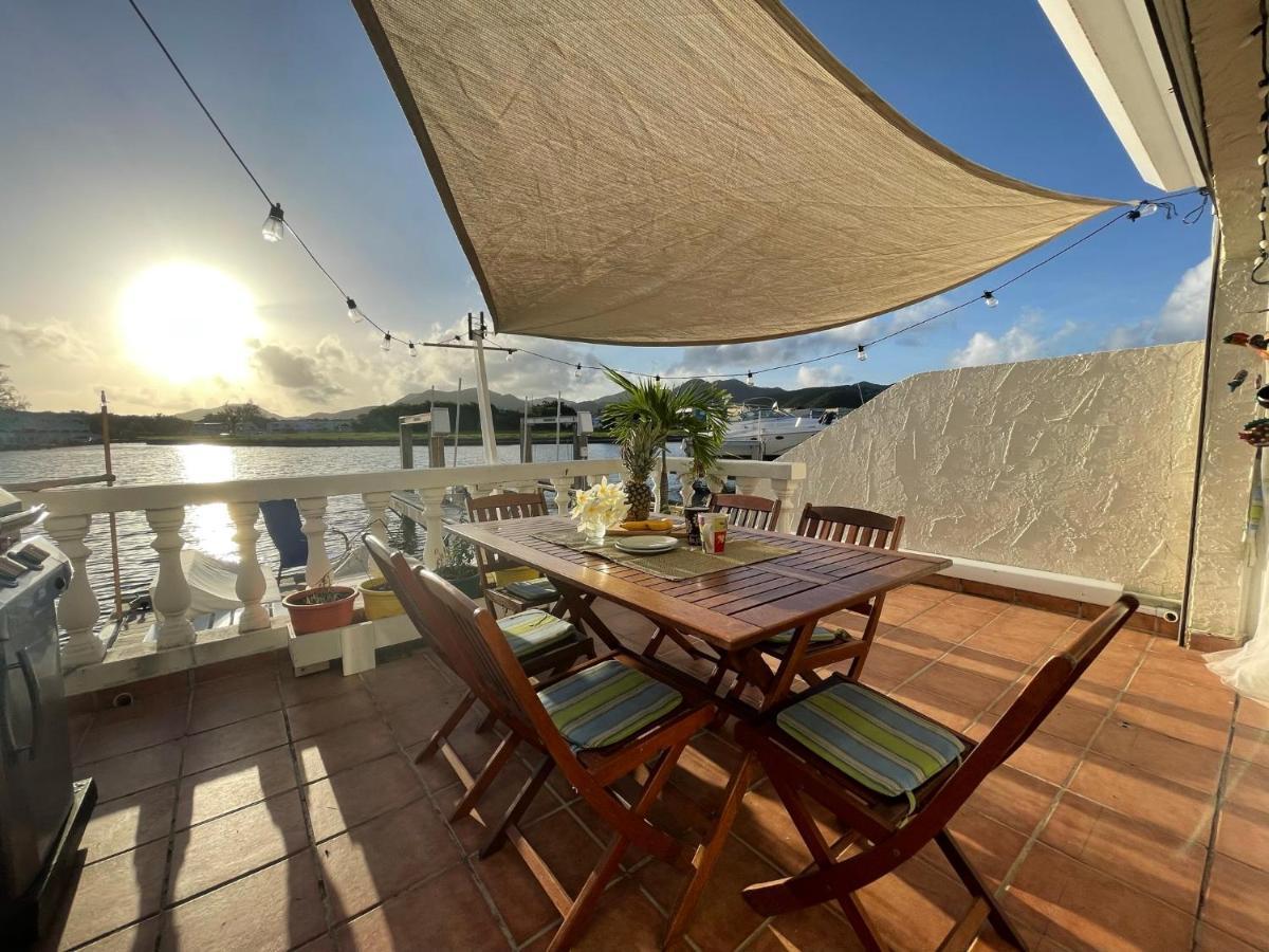 Sunny Villa In The Marina - Excellent Water Views Jolly Harbour Esterno foto